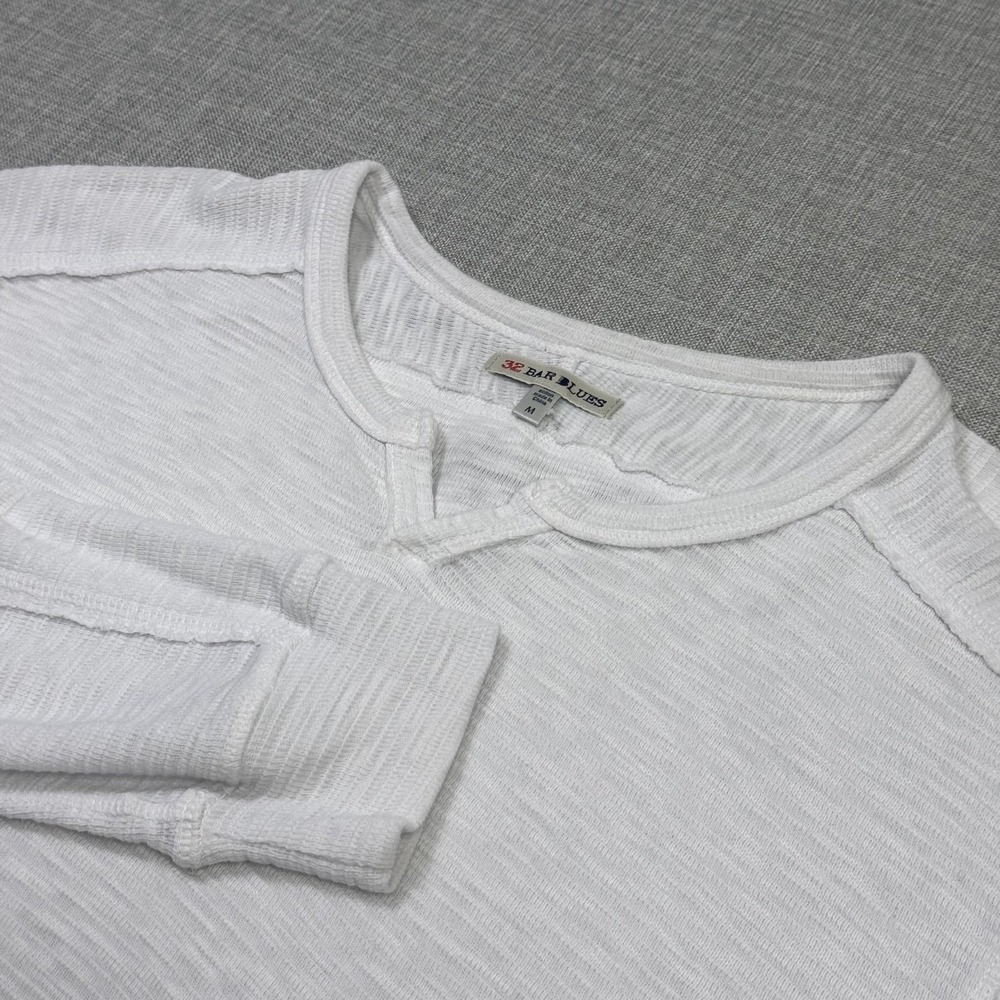 32 Bar Blues V-Neck Shirt Mens Medium White Thermal Long Sleeve Cotton Crew Neck